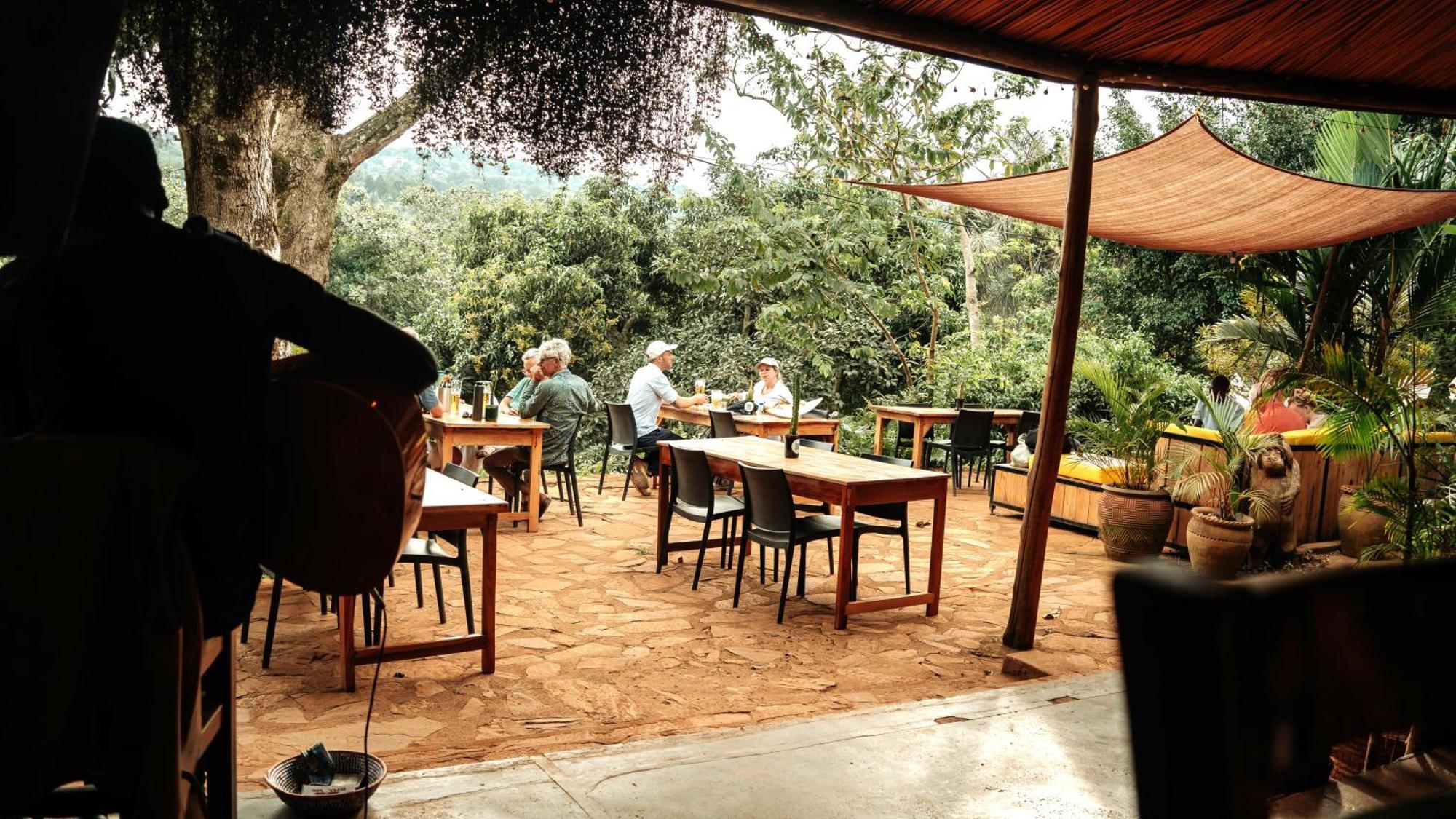 Viavia Entebbe Hotell Exteriör bild