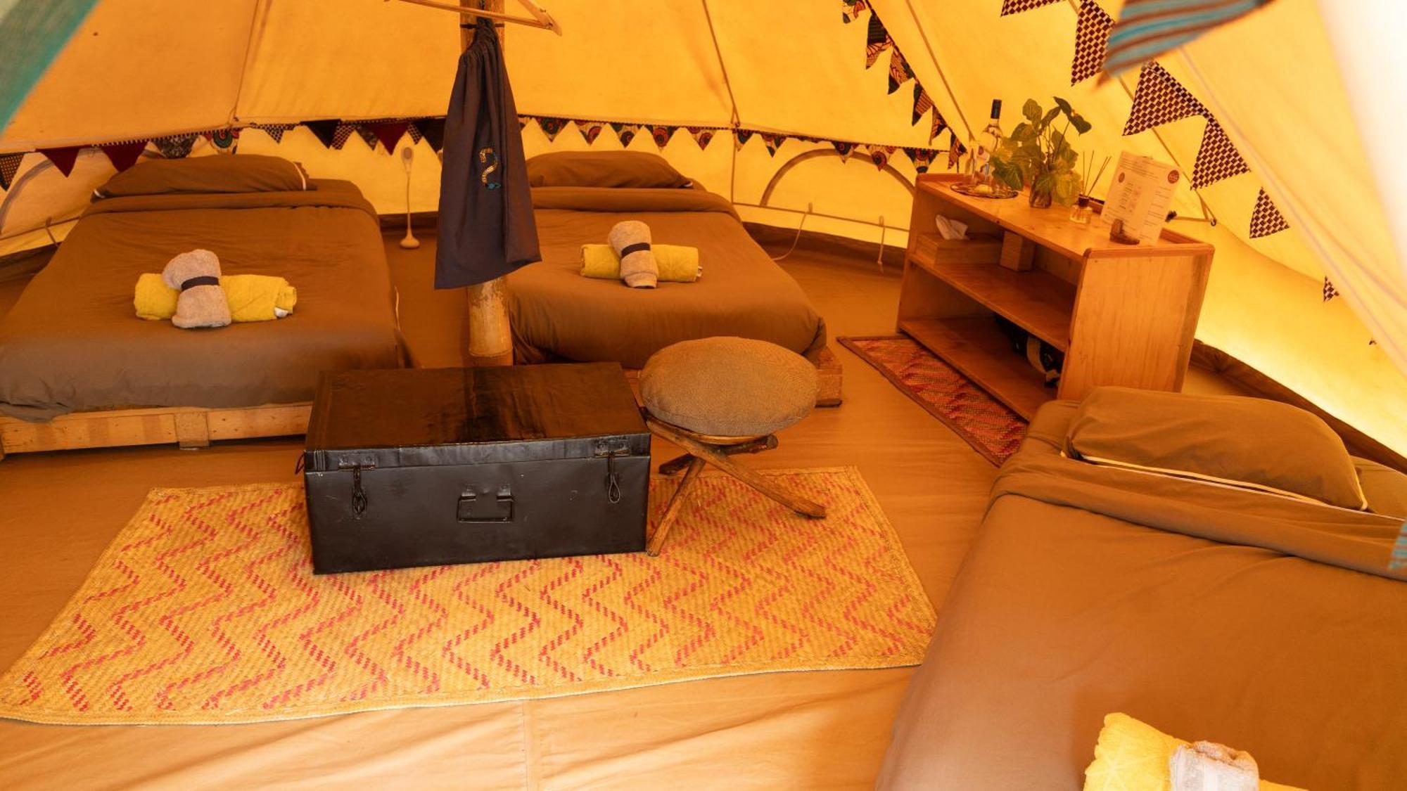Viavia Entebbe Hotell Exteriör bild